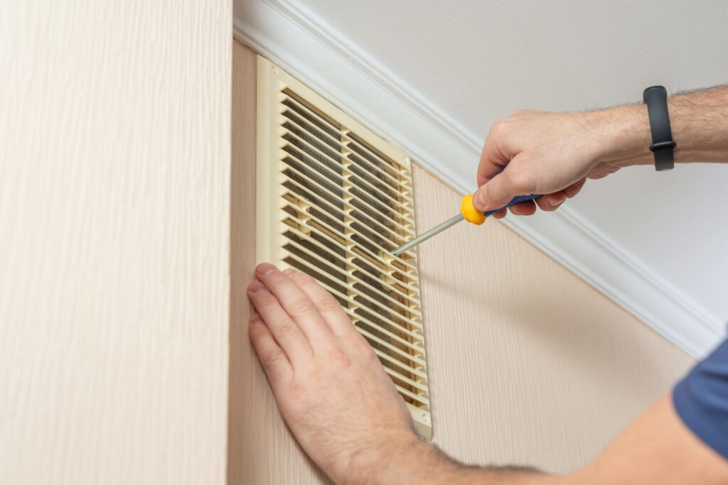 How Furnace Duct Cleaning Reduces Energy Bills